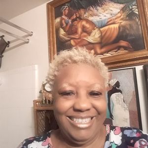 Meet your Posher, Beverly